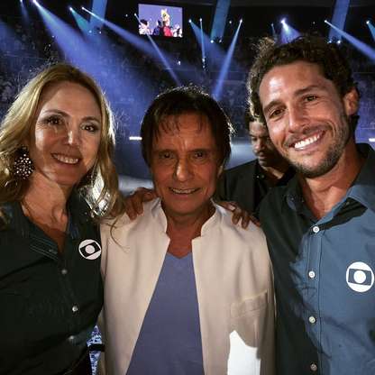 Embora o BBB15 já tenha acabado, Aline Gotschalg não para e nem tira o sorriso do rosto. A loira registrou sua passagem por Salvador para acompanhar a Micareta de Feira de Santana Foto: Instagram: @alinegoficial / Reprodução
