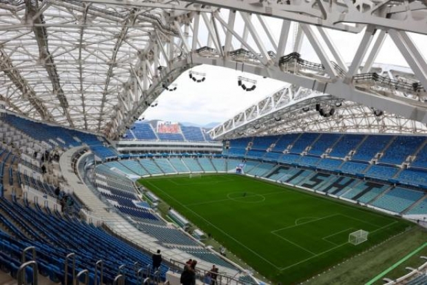 Vista do novíssimo Fisht Stadium, em Sochi, próximo ao Mar Negro