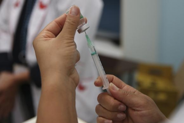Brasília - O Ministério da Saúde promove o Dia D de Vacinação contra a gripe em postos de todo o país (Marcello Casal Jr/Agência Brasil)