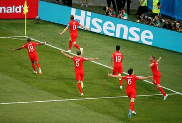 Copa 2018: Inglaterra e Tunísia. Comemoração do segundo gol da Inglaterra.