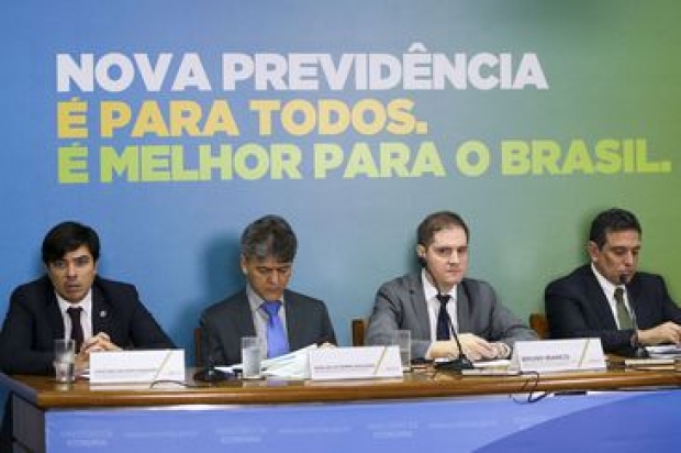 Marcelo Camargo/Agência Brasil Técnicos do ministério da Economia dão entrevista coletiva para detalhar o texto da proposta de reforma da Previdência