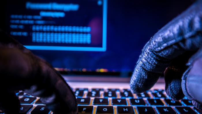 Polícia desmonta quadrilha que roubou US$ 100 milhões usando malwares - 1