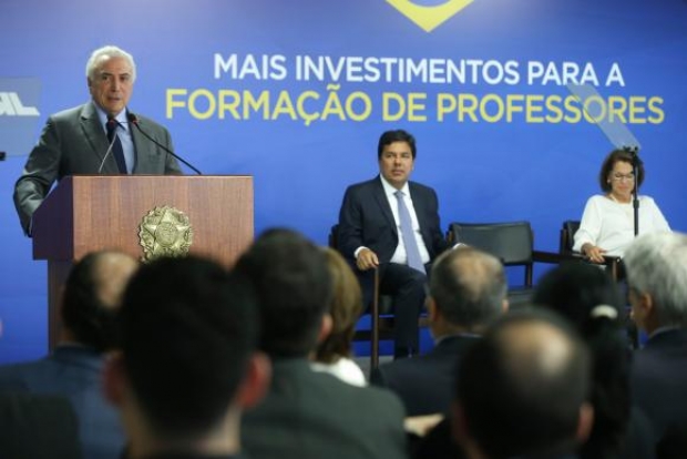 Brasília - O presidente Michel Temer discursa na cerimônia de anúncio de investimentos para formação de professores da educação básica (Valter Campanato/Agência Brasil)