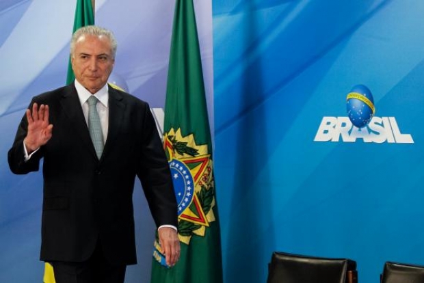 O presidente Michel Temer sanciona lei que flexibiliza horário de A Voz do Brasil (Marcos Corrêa/PR)