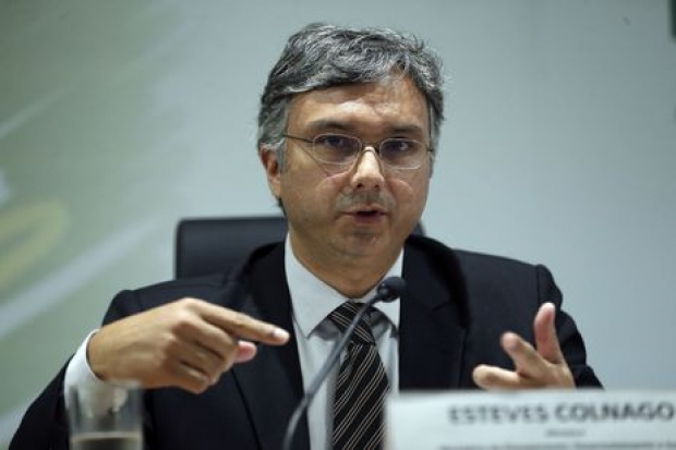 O ministro do Planejamento, Desenvolvimento e Gestão, Esteves Colnago, durante entrevista coletiva, no ministério.