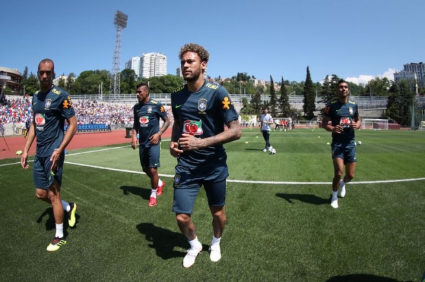 Os que começaram o jogo contra a Áustria, entre eles Neymar, trabalharam apenas a parte física