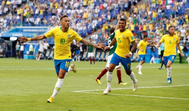 Soccer Football - World Cup - Round of 16 - Brazil vs Mexico - Samara Arena, Samara, Russia - July 2, 2018 Brazil's Neymar celebrates scoring their first goal REUTERS/Carlos Garcia Rawlins TPX IMAGES OF THE DAY