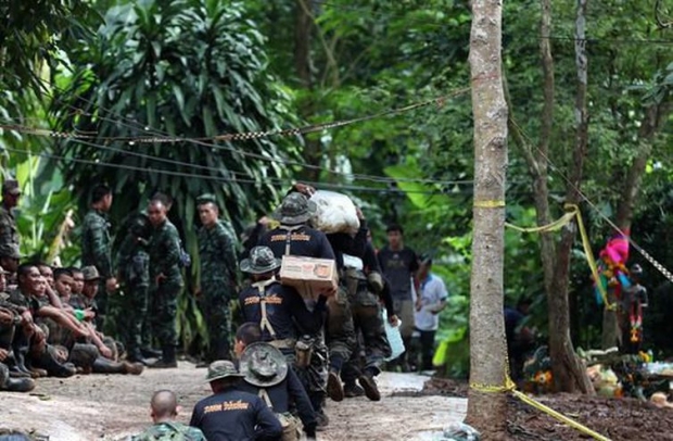 Equipes trabalham para operacionalizar resgate de crianças em caverna na Tailândia