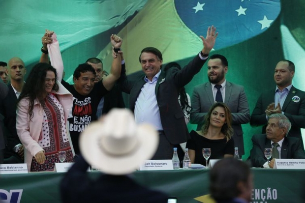PSL lança candidatura de Jair Bolsonaro à presidência da República.