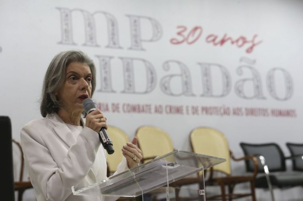 A presidente do Supremo Tribunal Federal (STF), ministra Cármen Lúcia, abre o seminário Diálogo Cidadão.