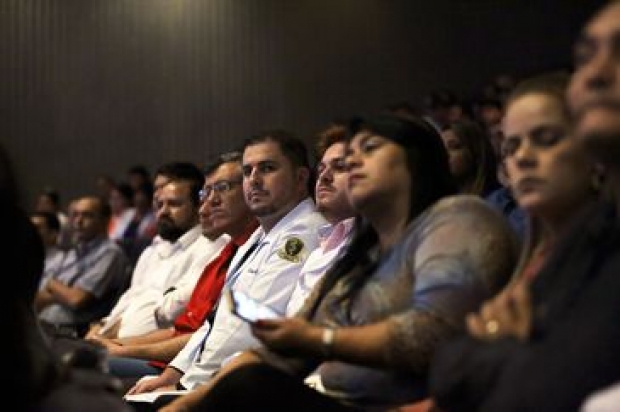 Brasília - Recepção de novos profissionais brasileiros que atuarão no Programa Mais Médicos (José Cruz/Agência Brasil)