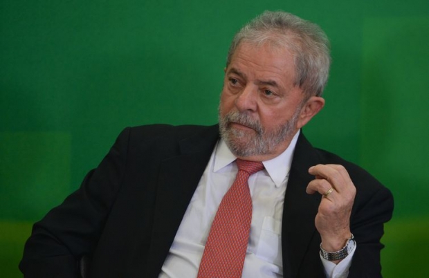 Brasília - O novo ministro da Casa Civil, Luiz Inácio Lula da Silva, na cerimônia de posse (José Cruz/Agência Brasil)