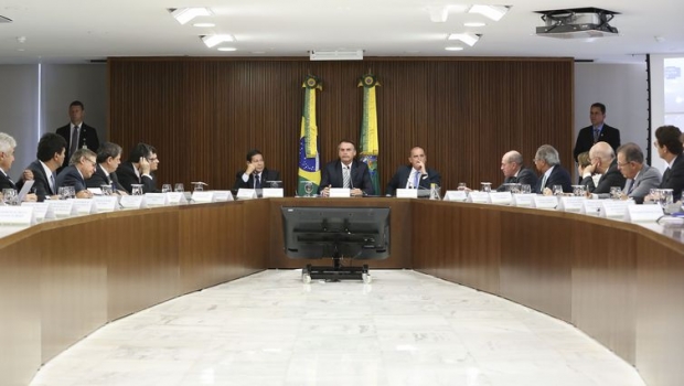 Presidente Jair Bolsonaro se reúne com o Conselho de Ministros, no Palácio do Planalto. 