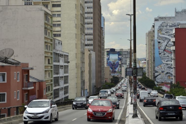 São Paulo - Prefeito João Doria sanciona criação do Parque Municipal do Minhocão, que prevê desativação gradativa do Elevado João Goulart para carros e uso exclusivo para lazer (Rovena Rosa/Agência Brasil)