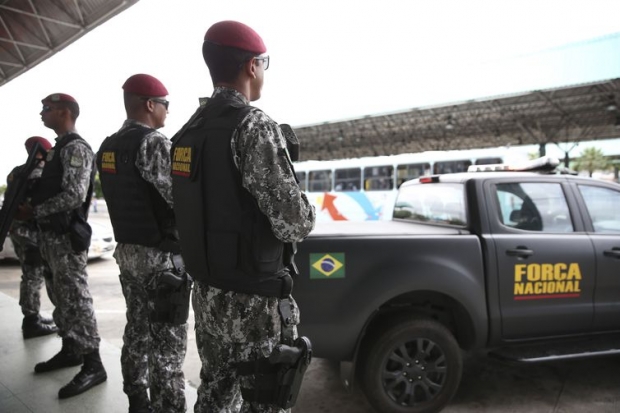 Após a série de ataques no Ceará, a Força Nacional de Segurança Pública está fazendo o policiamento ostensivo nas ruas de Fortaleza, em apoio aos agentes de segurança do estado.