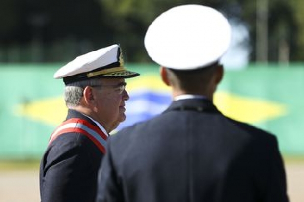 Brasília - O almirante Eduardo Bacellar Leal Ferreira participa de cerimônia alusiva pelos 151 anos da Batalha Naval do Riachuelo. (Marcelo Camargo/Agência Brasil)