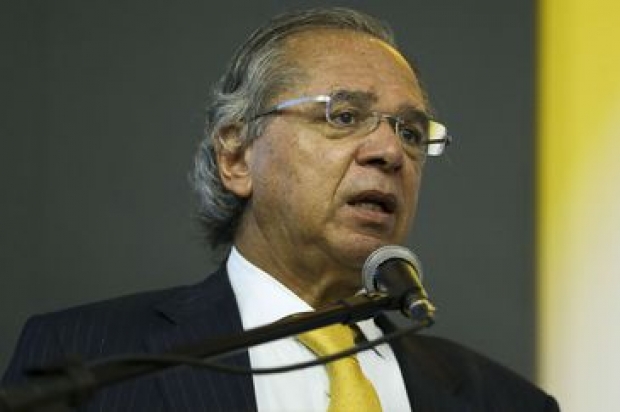 O ministro da Economia, Paulo Guedes, participa do lançamento do Painel de Viagens, ferramenta que possibilita o acesso aos dados de viagens realizadas a serviço por empregados públicos, servidores, militares e colaboradores do Governo Federal.