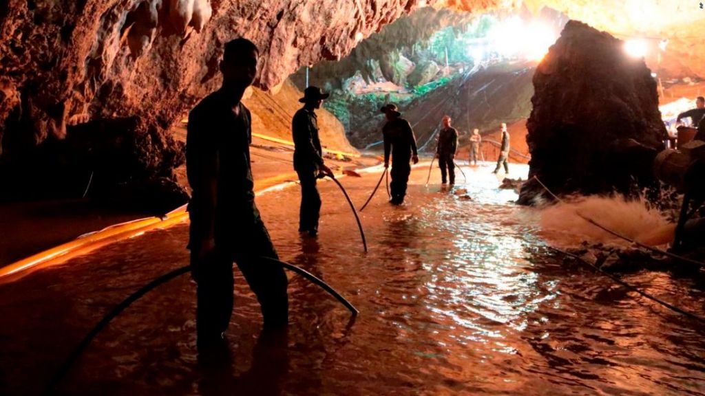 Resgate de garotos em caverna da Tailândia vai virar série na Netflix - 2