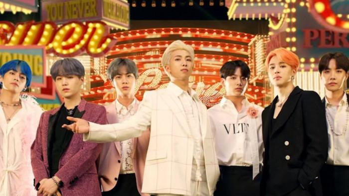 YouTube | Grupo de k-pop BTS bate recorde de visualizações em 24 horas - 1