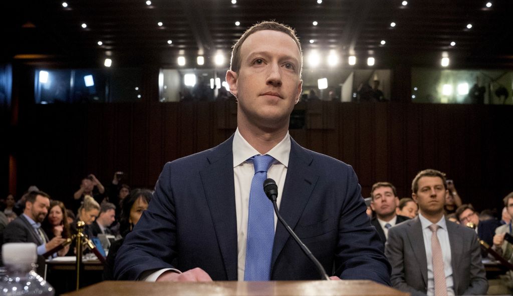 Apesar de pressão de acionistas, Zuckerberg não abre mão de poder no Facebook - 2