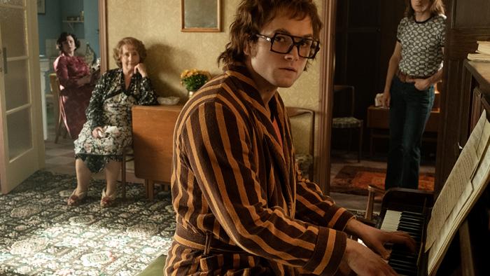 Crítica | Rocketman é uma biografia do fracasso de Elton John de forma honesta - 1