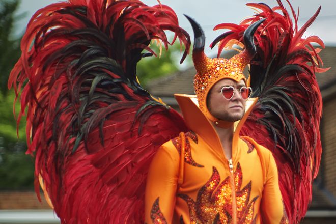 Crítica | Rocketman é uma biografia do fracasso de Elton John de forma honesta - 5