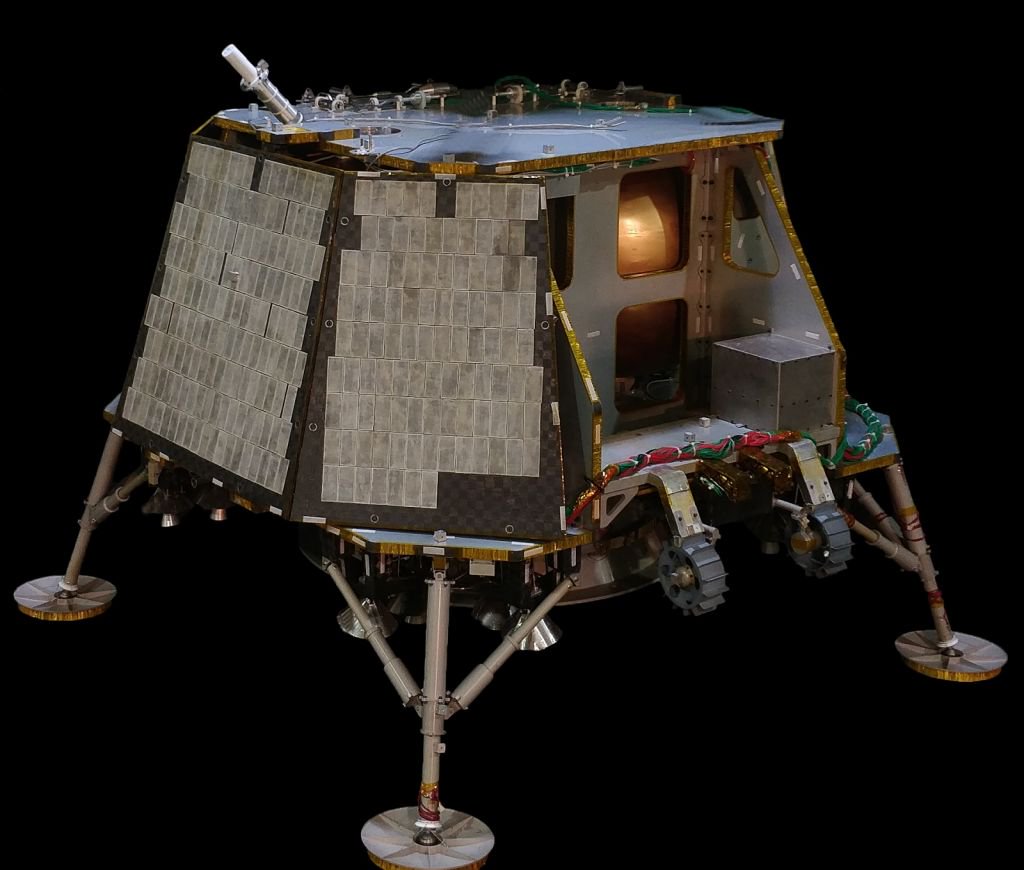 NASA escolhe 3 empresas para a construção de bases científicas na Lua - 4