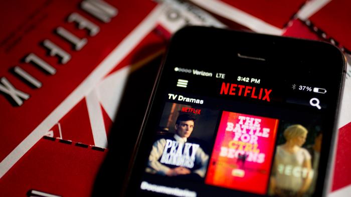 Netflix usa bots para divulgar sua nova série dramática no WhatsApp - 1