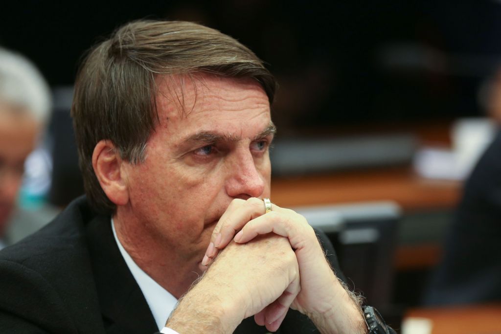 Empresas contrataram agência para envio de mensagens pró-Bolsonaro em 2018 - 2