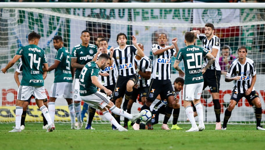 Item em raridade: Há quanto tempo seu clube não faz um gol de falta? - 1