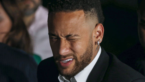 TOPSHOT-FBL-BRA-CRIME-ABUSE-ACCUSATION-NEYMAR