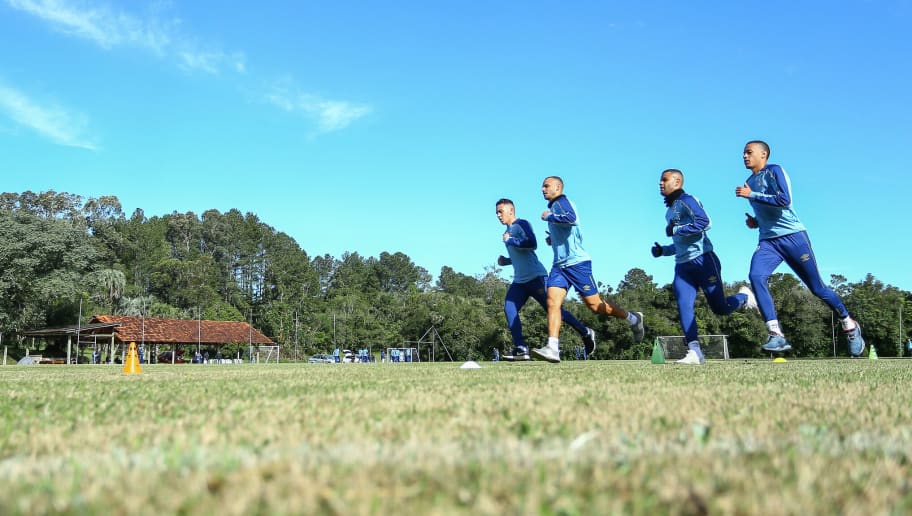 Será uma sina? Grêmio sofre com gramado ruim até na intertemporada - 1