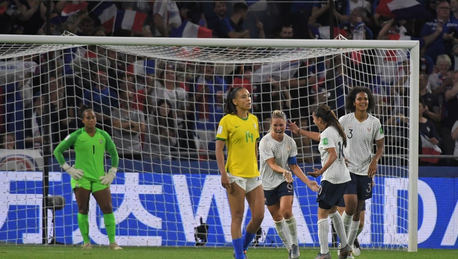 Sonho adiado: Brasil luta, mas perde para a França e se despede da Copa Feminina - 1