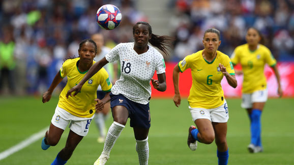 Viviane Asseyi,Formiga,Tamires