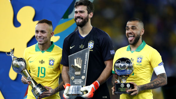 Everton,Alisson Becker,Dani Alves