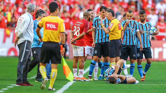 Internacional v Gremio - Brasileirao Series A 2018