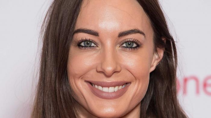 YouTuber britânica Emily Hartridge morre após colidir seu patinete com caminhão - 1