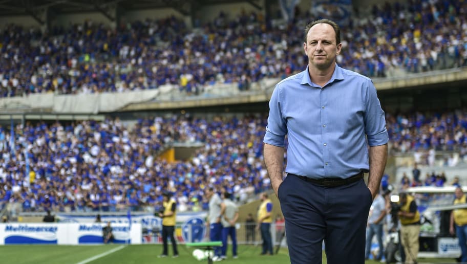 A pedido de Ceni, Cruzeiro formaliza oferta para contratar atacante do Grêmio - 1