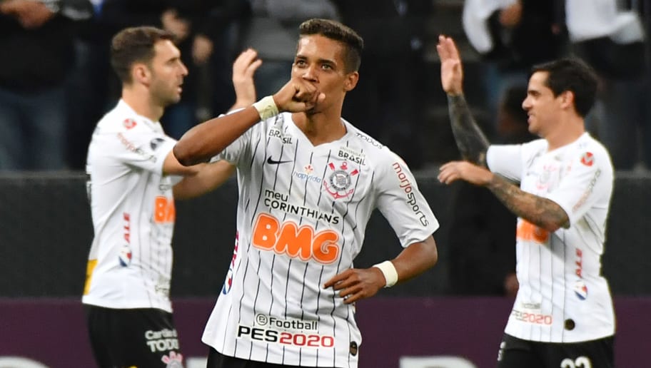 Assunto proibido? Contrato curto de Pedrinho não preocupa o Corinthians - 1