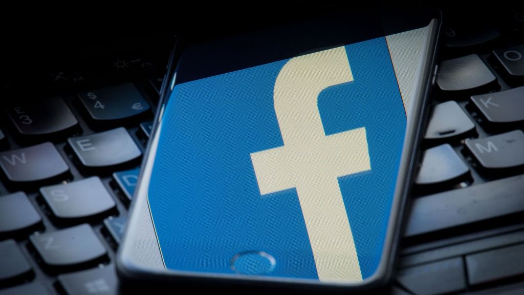 Facebook quer montar time de editores para curadoria de notícias no feed - 2