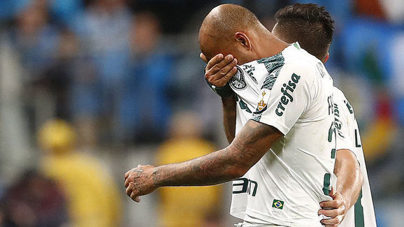 FBL-LIBERTADORES-GREMIO-PALMEIRAS