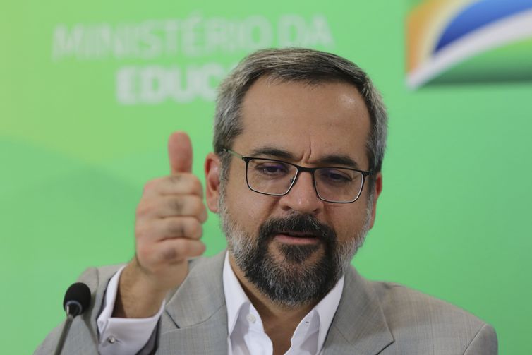 O ministro da Educação, Abraham Weintraub, durante anuncio do repasse de recursos (parcela 2019) para o Programa Inovação Educação Conectada