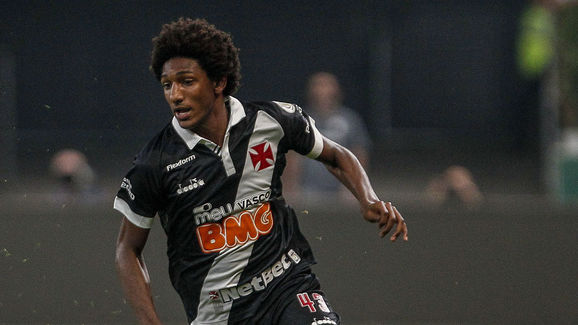 Bruno Henrique,Talles