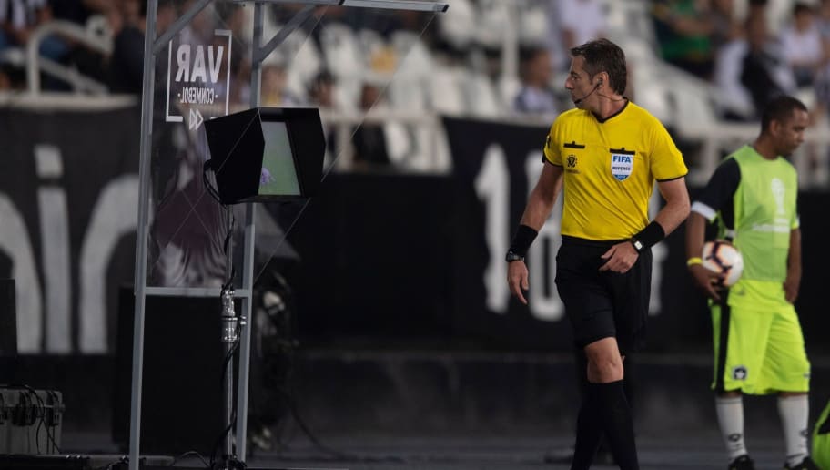 VAR altera mais de 80% das marcações até a 13ª rodada do Brasileirão - 1