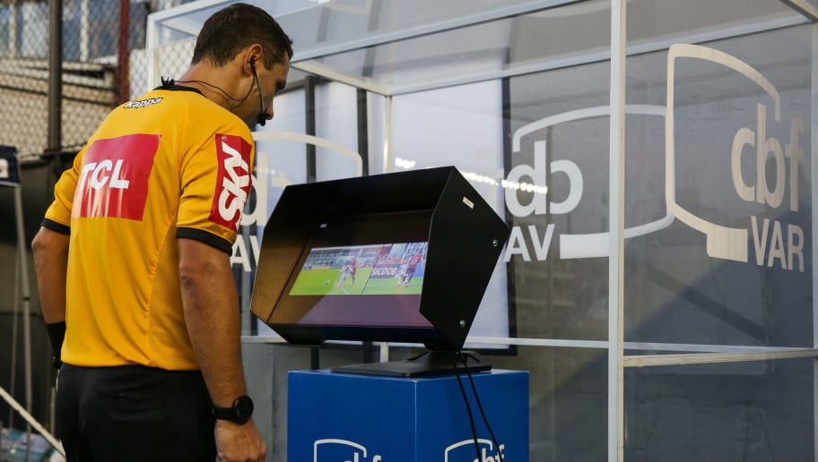 Grêmio pede áudio de VAR em lance que poderia ter mudado seu destino na Copa do Brasil - 1