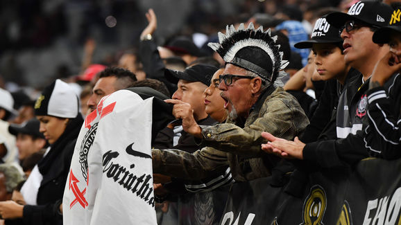 FBL-LIBERTADORES-CORINTHIANS-WANDERERSURU