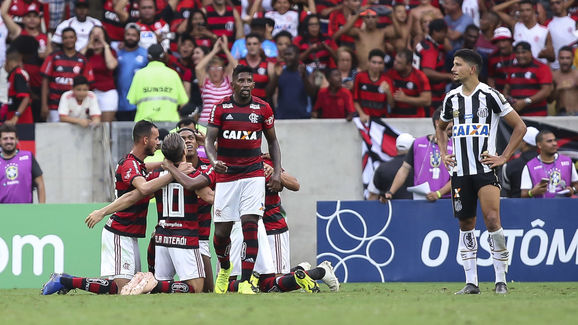 Flamengo v Santos - Brasileirao Series A 2018