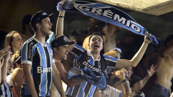 FBL-LIBERTADORES-ROSARIO-GREMIO