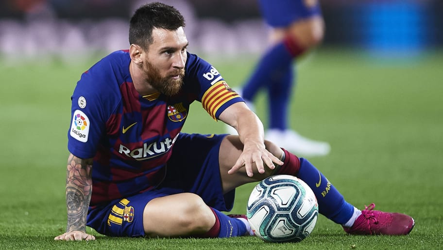 15 anos depois: relembre a escalação do Barcelona no dia da estreia de Messi - 1