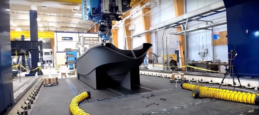 Barco impresso na maior impressora 3D do mundo entra no Guinness - 2